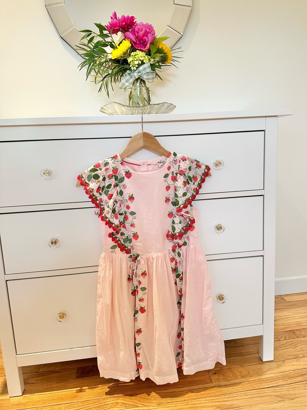 Boden Pink Dress with Strawberry Trim and Flutter Sleeves 🍓